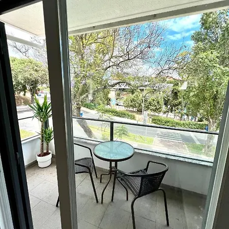 Suites 6 With Private Bathroom And Terrace *
