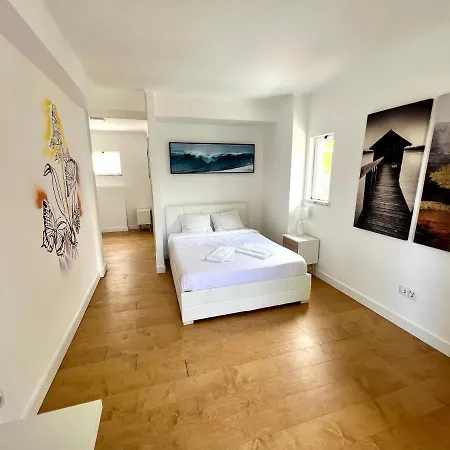 Gasthuis Suites 6 With Private Bathroom And Terrace