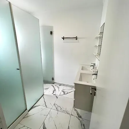 Suites 6 With Private Bathroom And Terrace Gasthuis